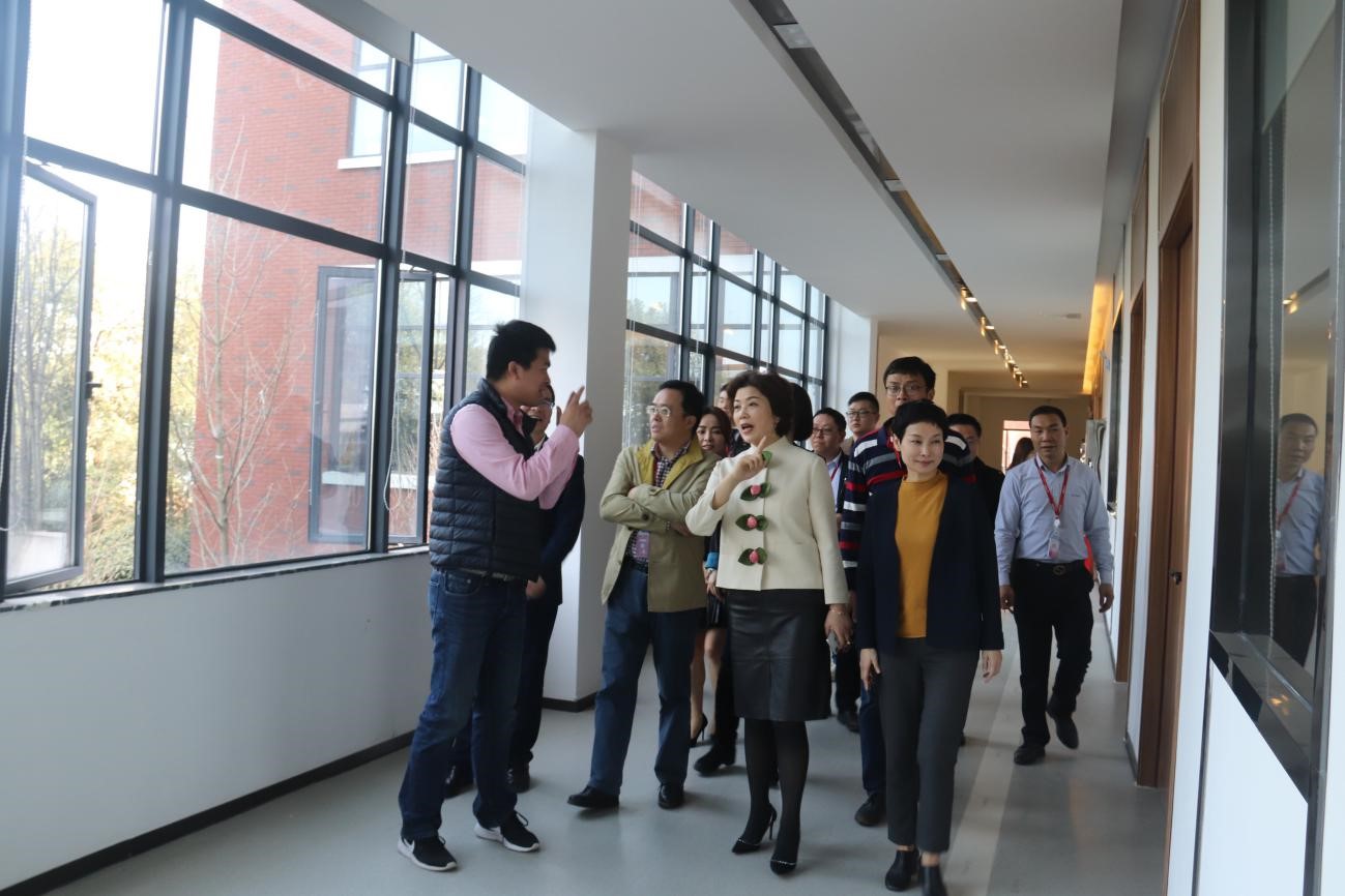 pg国际-不凡成就非凡,相信品牌的力量