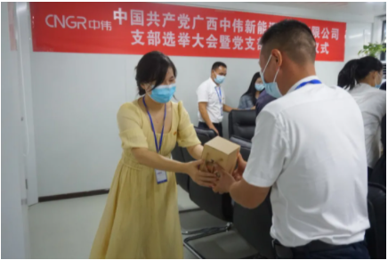 pg国际-不凡成就非凡,相信品牌的力量