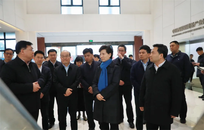 pg国际-不凡成就非凡,相信品牌的力量