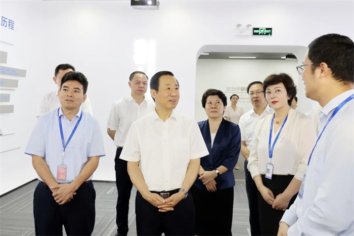 pg国际-不凡成就非凡,相信品牌的力量