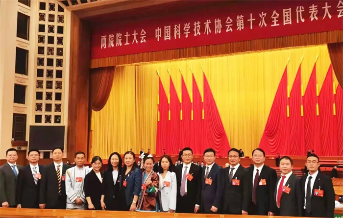 pg国际-不凡成就非凡,相信品牌的力量