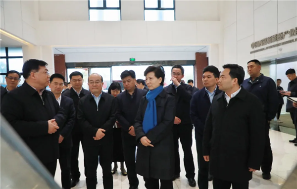 pg国际-不凡成就非凡,相信品牌的力量