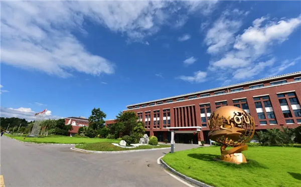pg国际-不凡成就非凡,相信品牌的力量