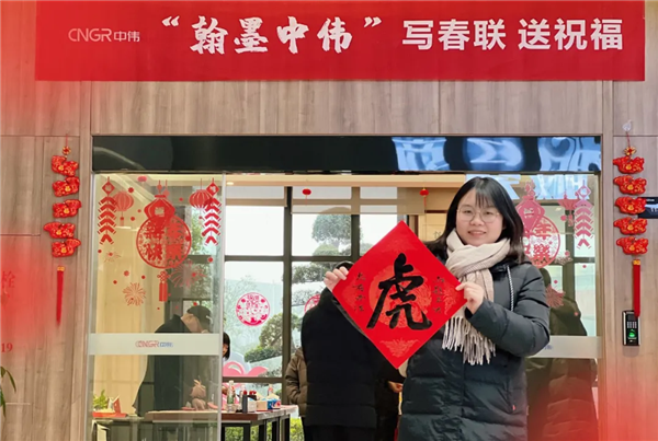 pg国际-不凡成就非凡,相信品牌的力量