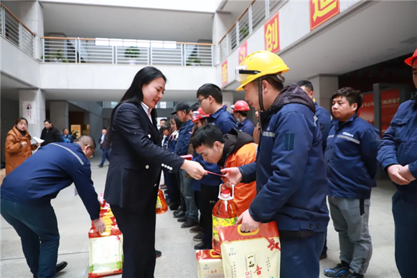 pg国际-不凡成就非凡,相信品牌的力量