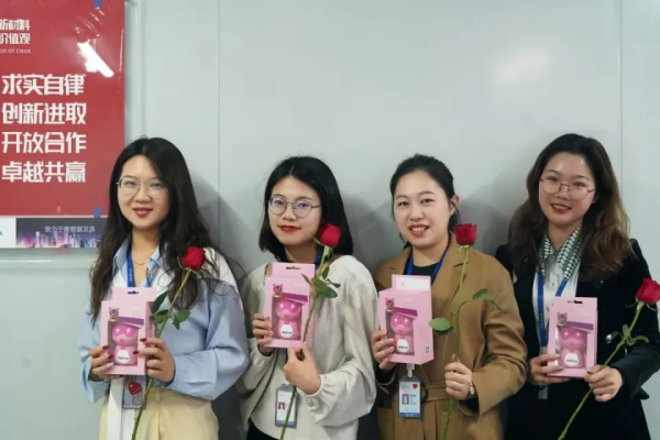 pg国际-不凡成就非凡,相信品牌的力量