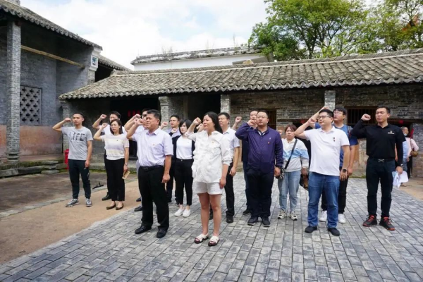 pg国际-不凡成就非凡,相信品牌的力量