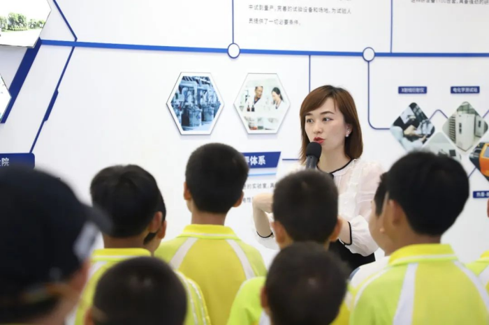 pg国际-不凡成就非凡,相信品牌的力量