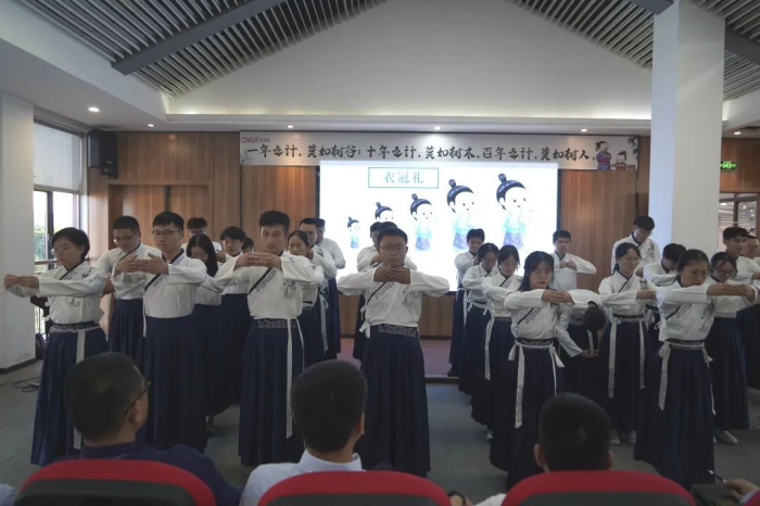 pg国际-不凡成就非凡,相信品牌的力量