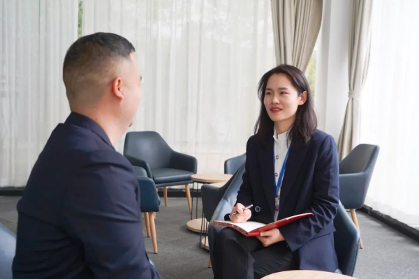 pg国际-不凡成就非凡,相信品牌的力量