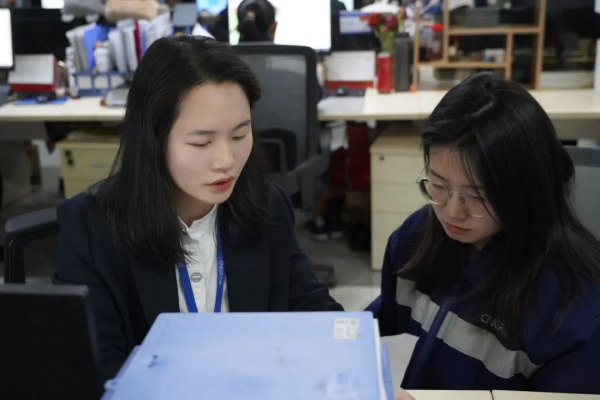 pg国际-不凡成就非凡,相信品牌的力量