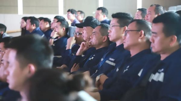 pg国际-不凡成就非凡,相信品牌的力量