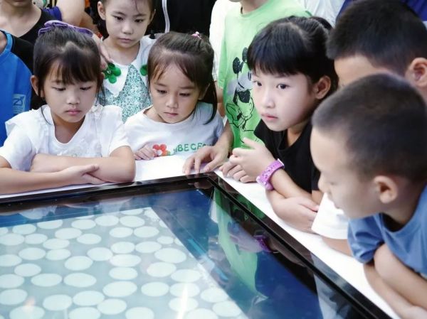 pg国际-不凡成就非凡,相信品牌的力量