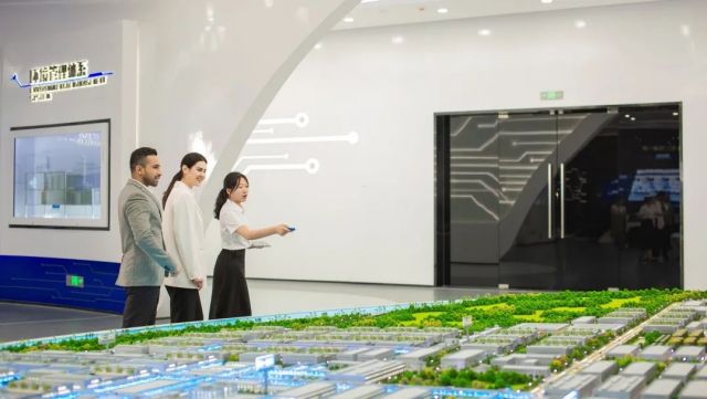 pg国际-不凡成就非凡,相信品牌的力量
