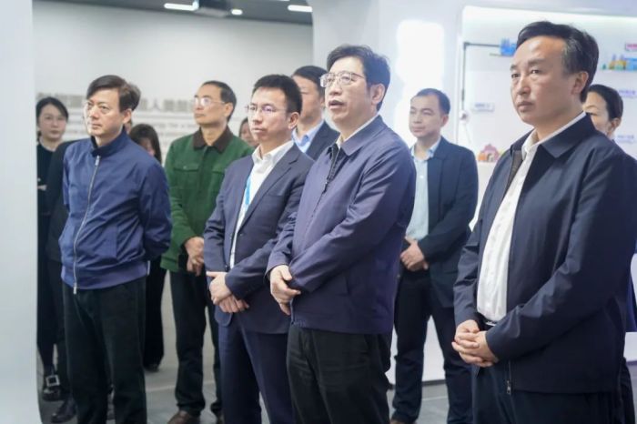 pg国际-不凡成就非凡,相信品牌的力量
