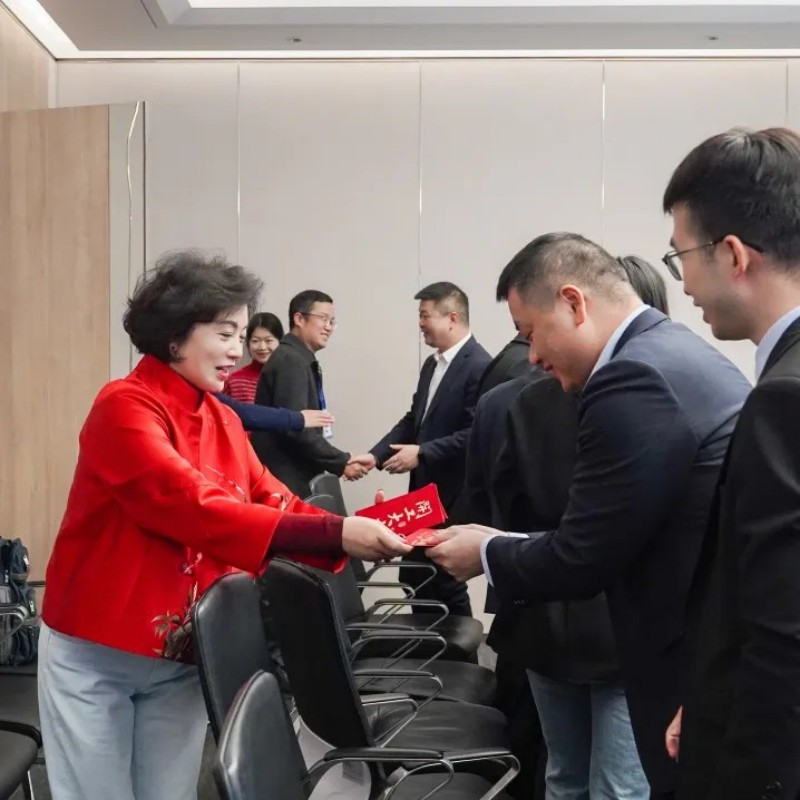 pg国际-不凡成就非凡,相信品牌的力量