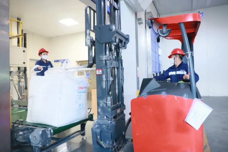 pg国际-不凡成就非凡,相信品牌的力量