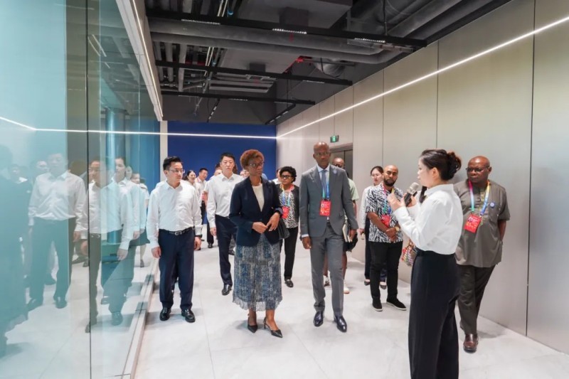pg国际-不凡成就非凡,相信品牌的力量