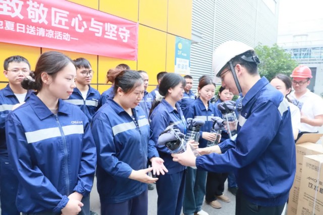 pg国际-不凡成就非凡,相信品牌的力量