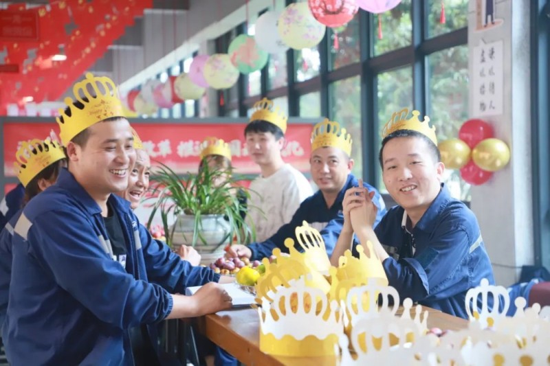 pg国际-不凡成就非凡,相信品牌的力量