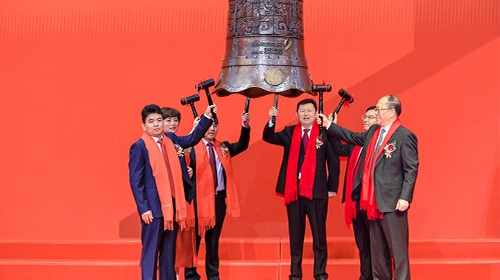 钻营极致 驱动未来 pg国际股份在深交所登陆创业板