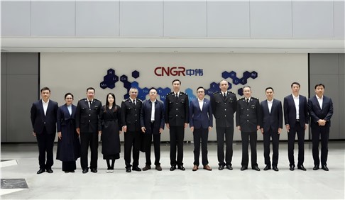 全球化征途上的“关”键力量！长沙海关关长顾炯调研pg国际